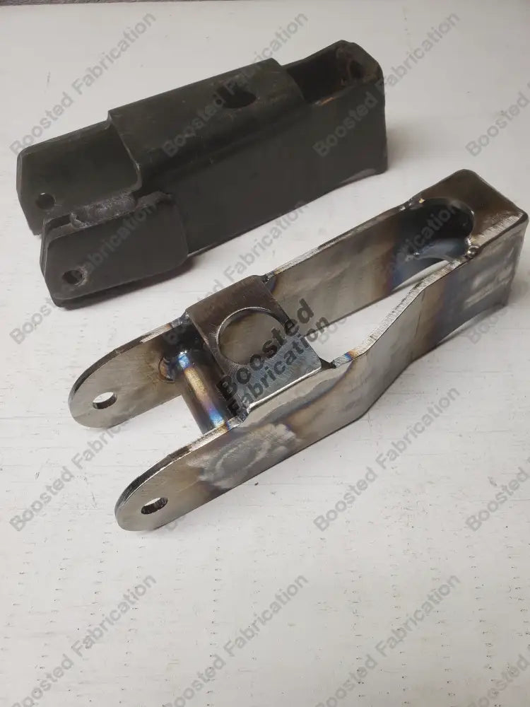 1G DSM Rear Engine Mount Bracket