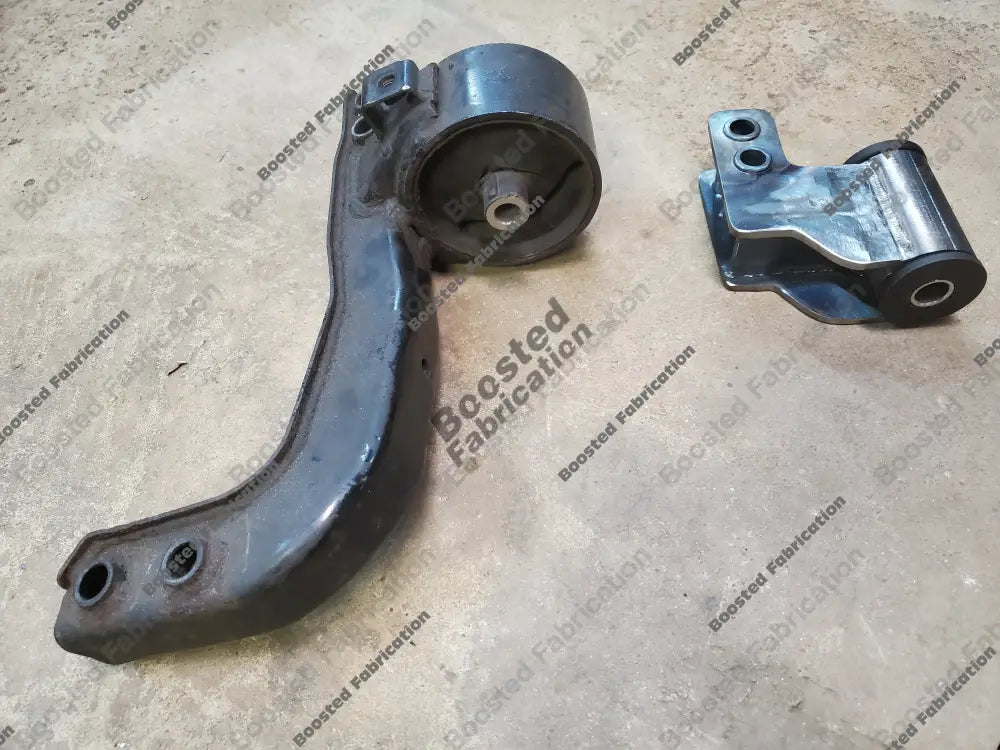 1G DSM Timing Side Engine Mount