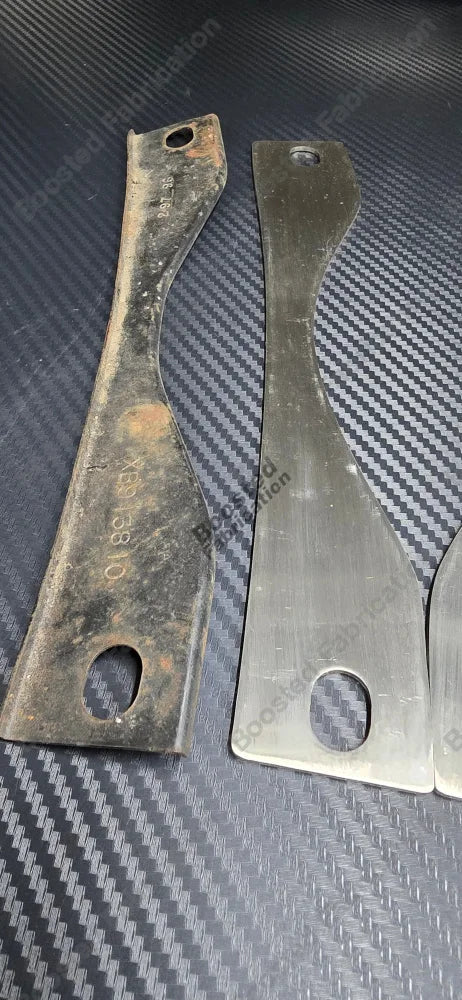 2G Front Bumper Cover Upper Retainers (Under Headlight)