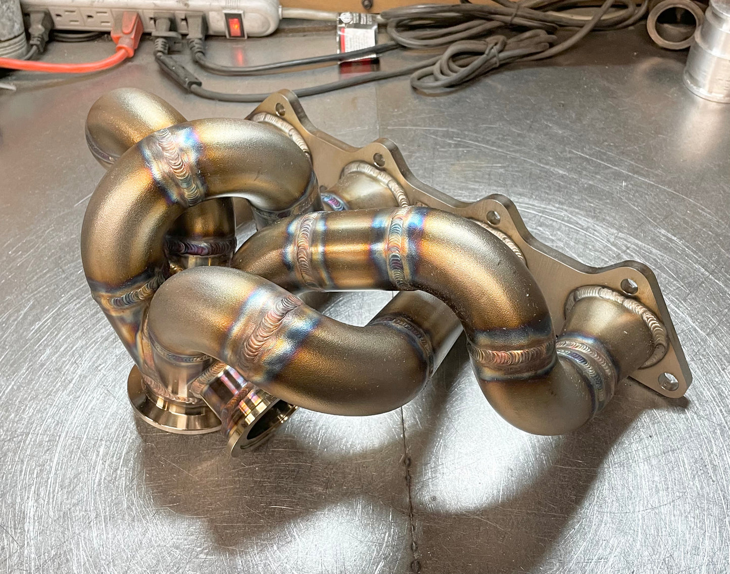 CCdesign 1G/2G DSM Large Runner V-band Turbo Manifold