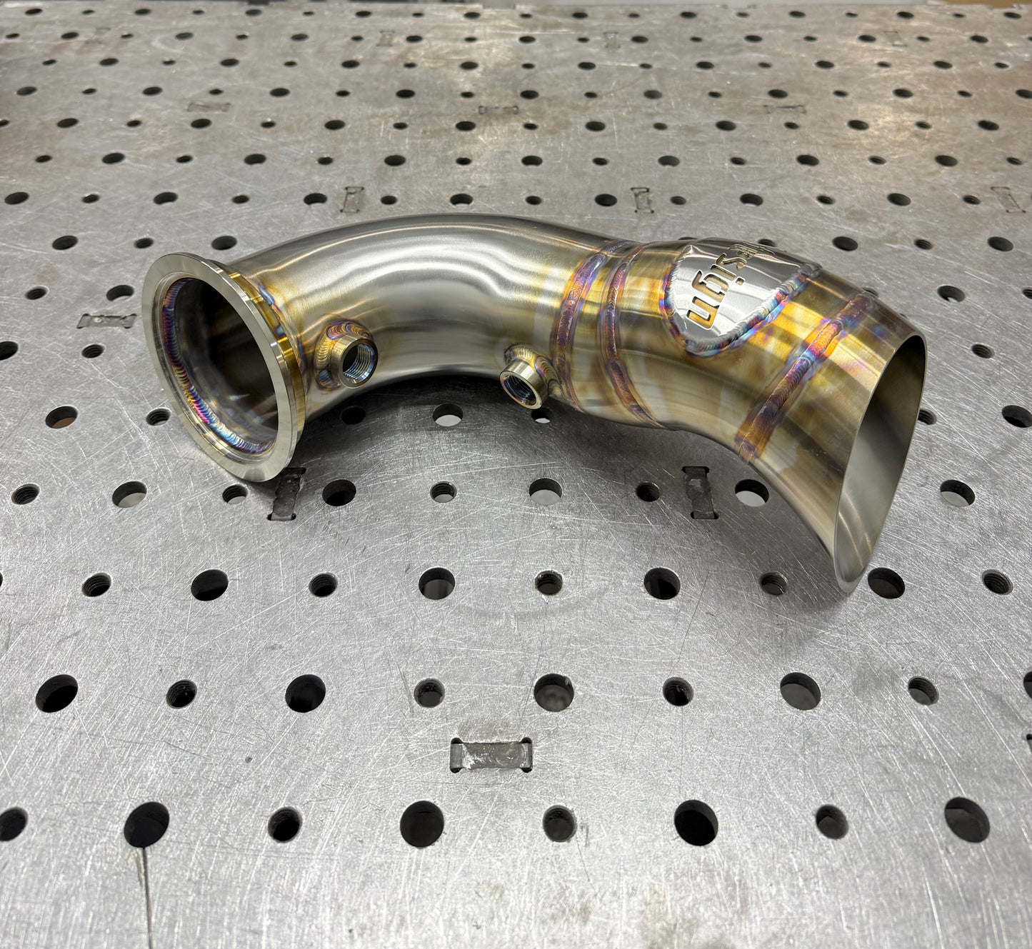 CCdesign 22-24 Audi 8Y A3/S3 & Volkswagen MK8 Golf GTI/R Hood Exit Exhaust