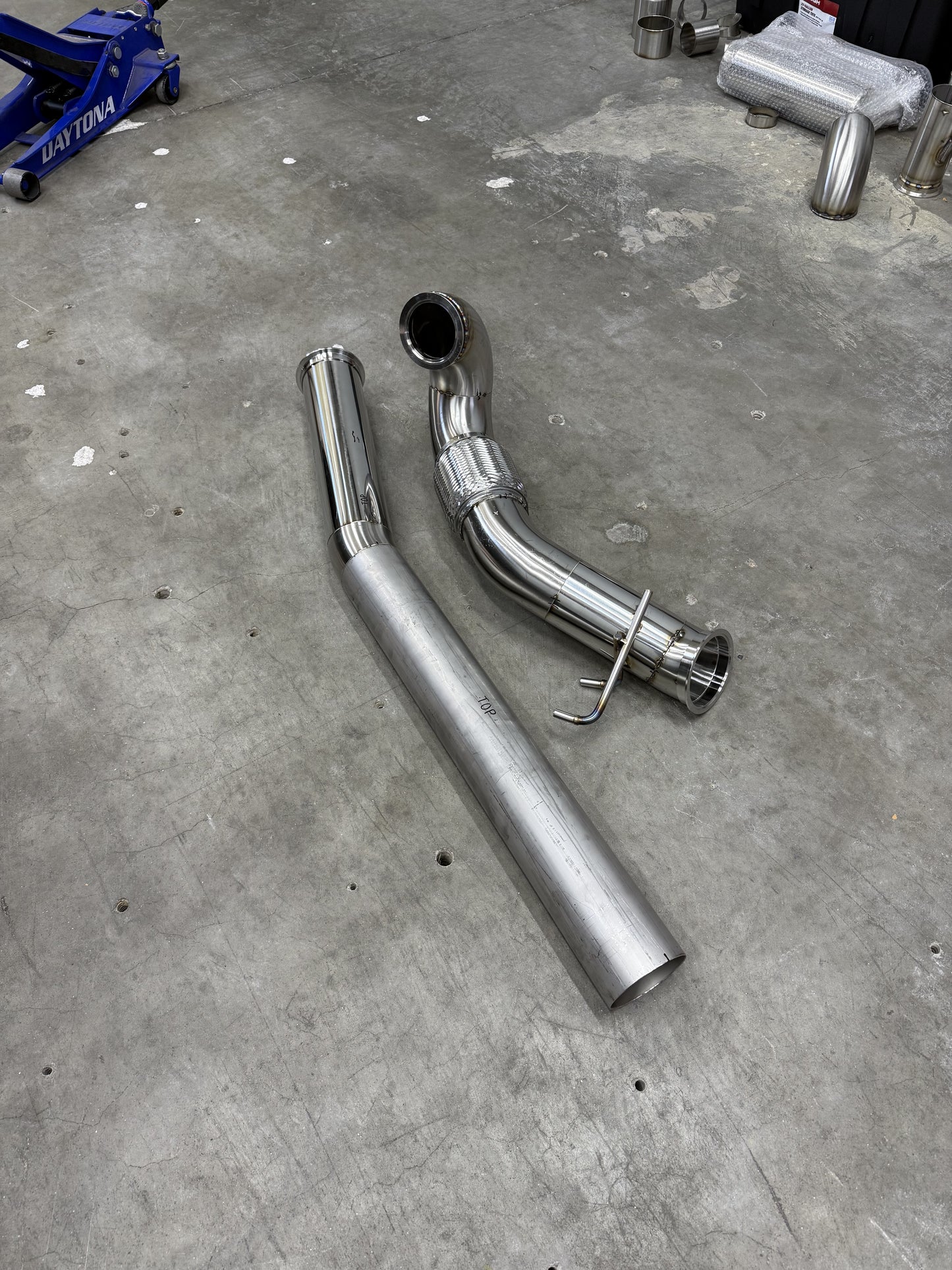 CCdesign Genuine 4" Downpipe MK7/7.5 VW Golf R & 8V/8S Audi A3/S3 AWD