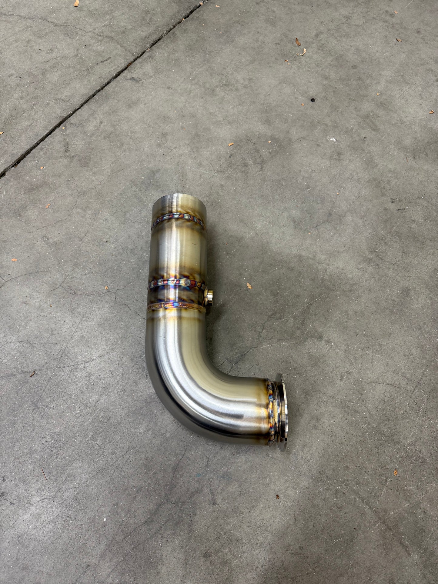 CCdesign 15-21 Audi 8V A3/S3 & Volkswagen MK7/7.5 Golf GTI/R Hood Exit Exhaust **BLEMISHED**