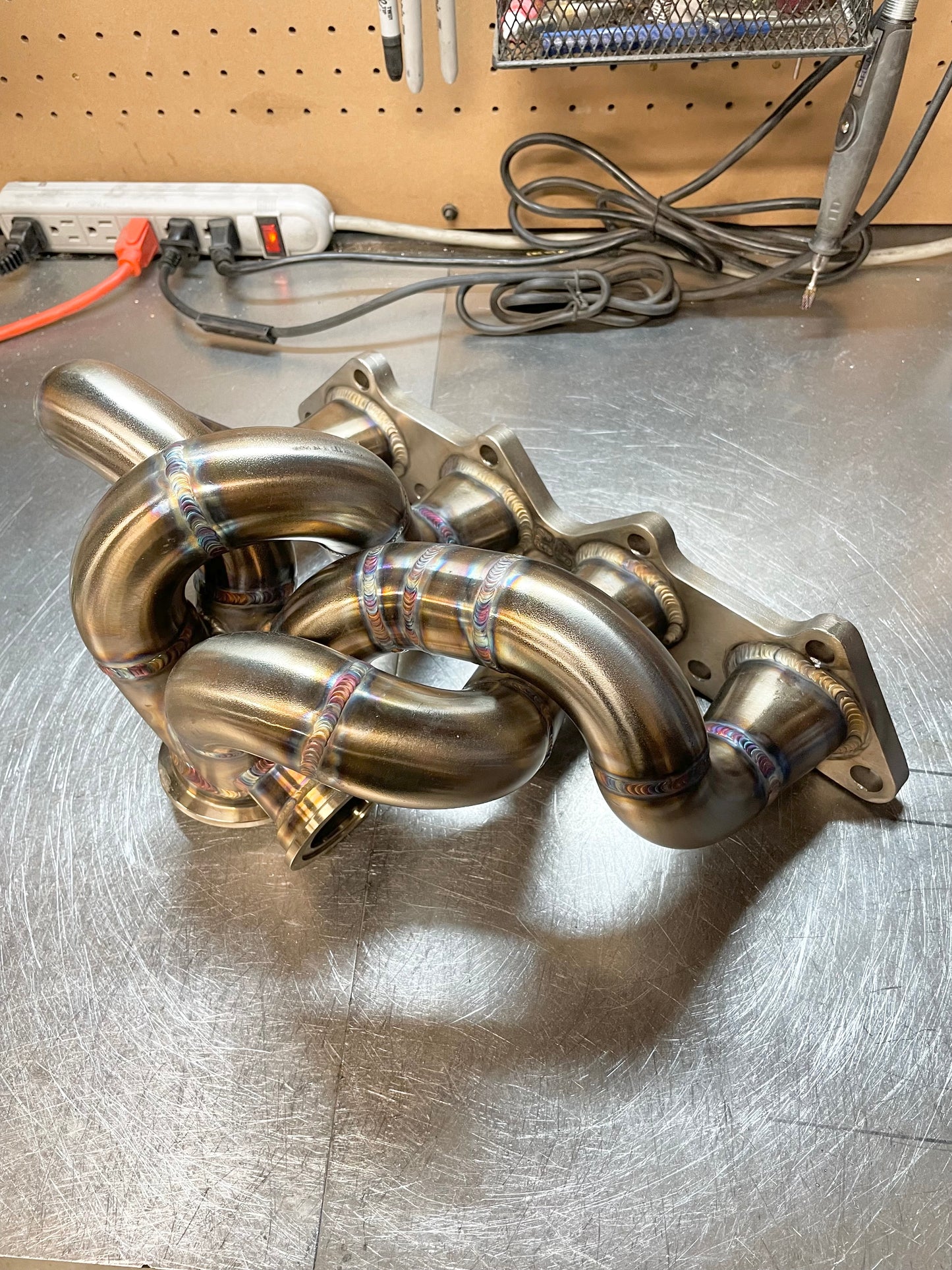 CCdesign 1G/2G DSM Large Runner V-band Turbo Manifold