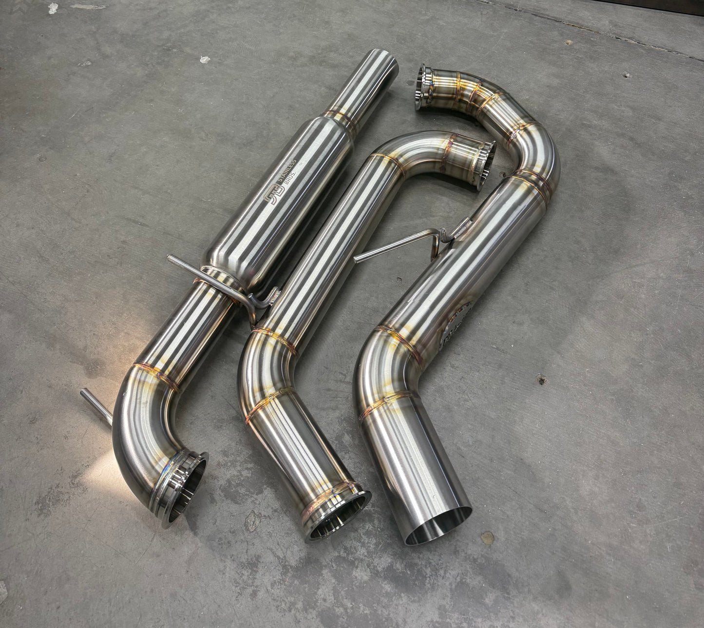 CCdesign MK8 VW Golf GTI 3.5" Single Exit Catback Exhaust (Driver Side)
