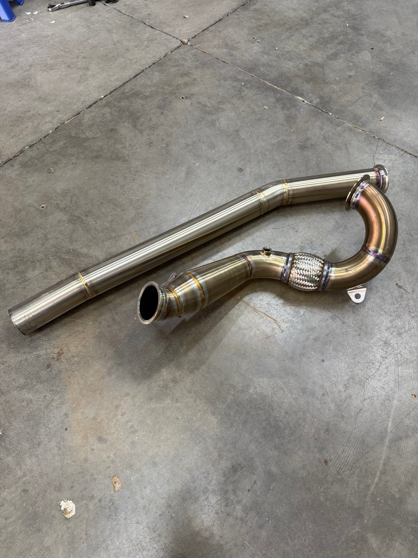 CCdesign PROTOTYPE MEGAPHONE Downpipe MK7/7.5 VW Golf R & 8V/8S Audi A3/S3 AWD