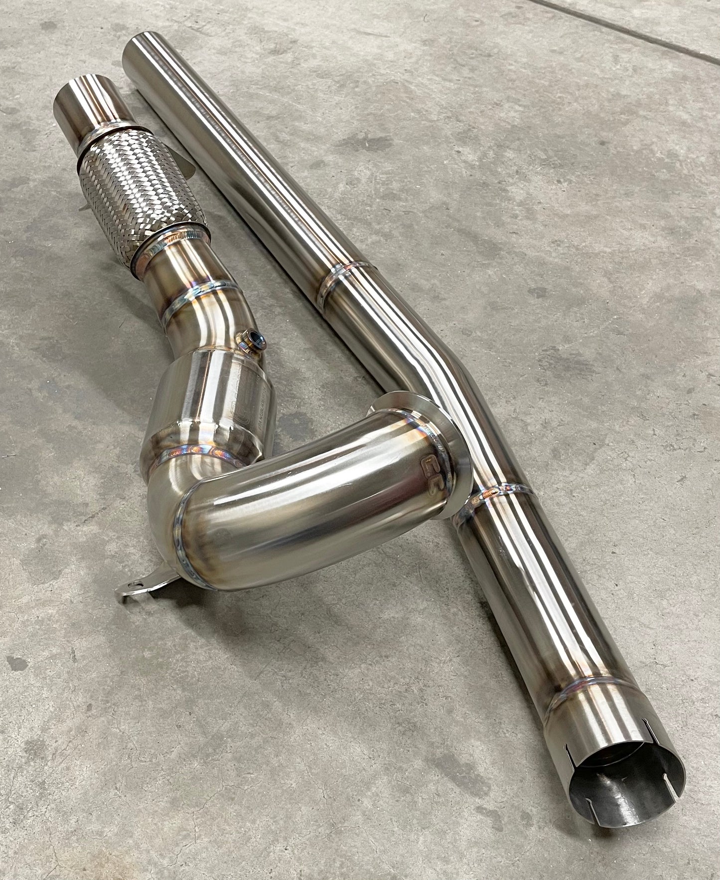 CCdesign 3.5" GESi Catted Downpipe MK7/7.5 VW Golf R & 8V/8S Audi A3/S3 AWD